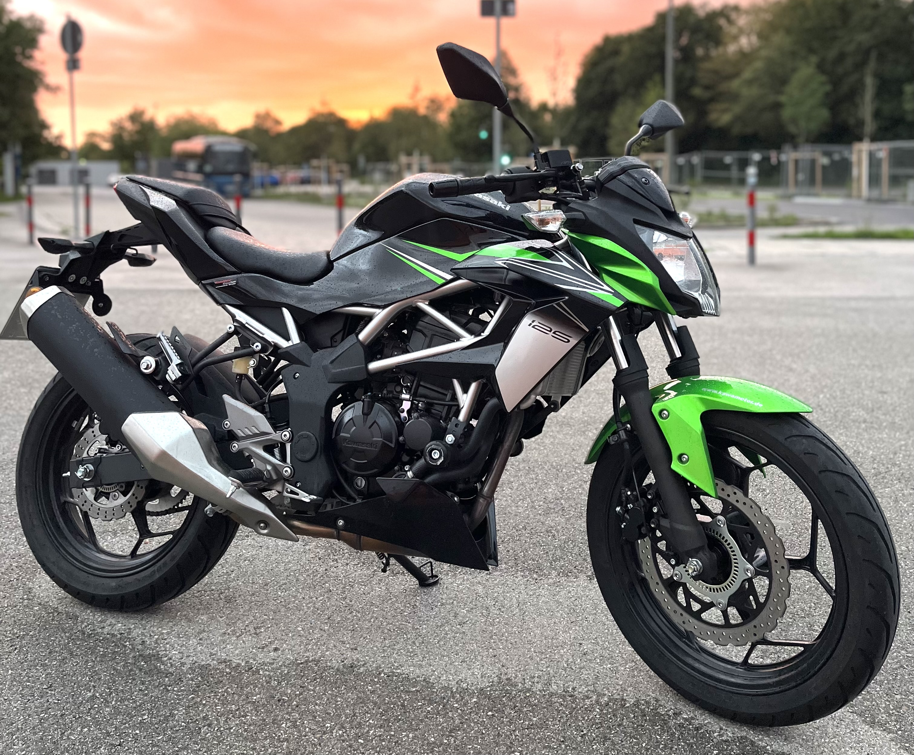 Kawasaki Z125 Fahrschulmotorrad
